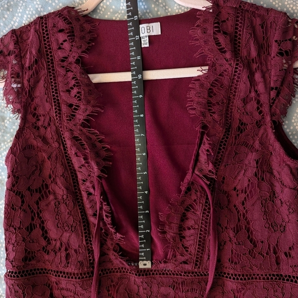 Tobi Sophia Wine Lace Dress - Picture 12 of 14